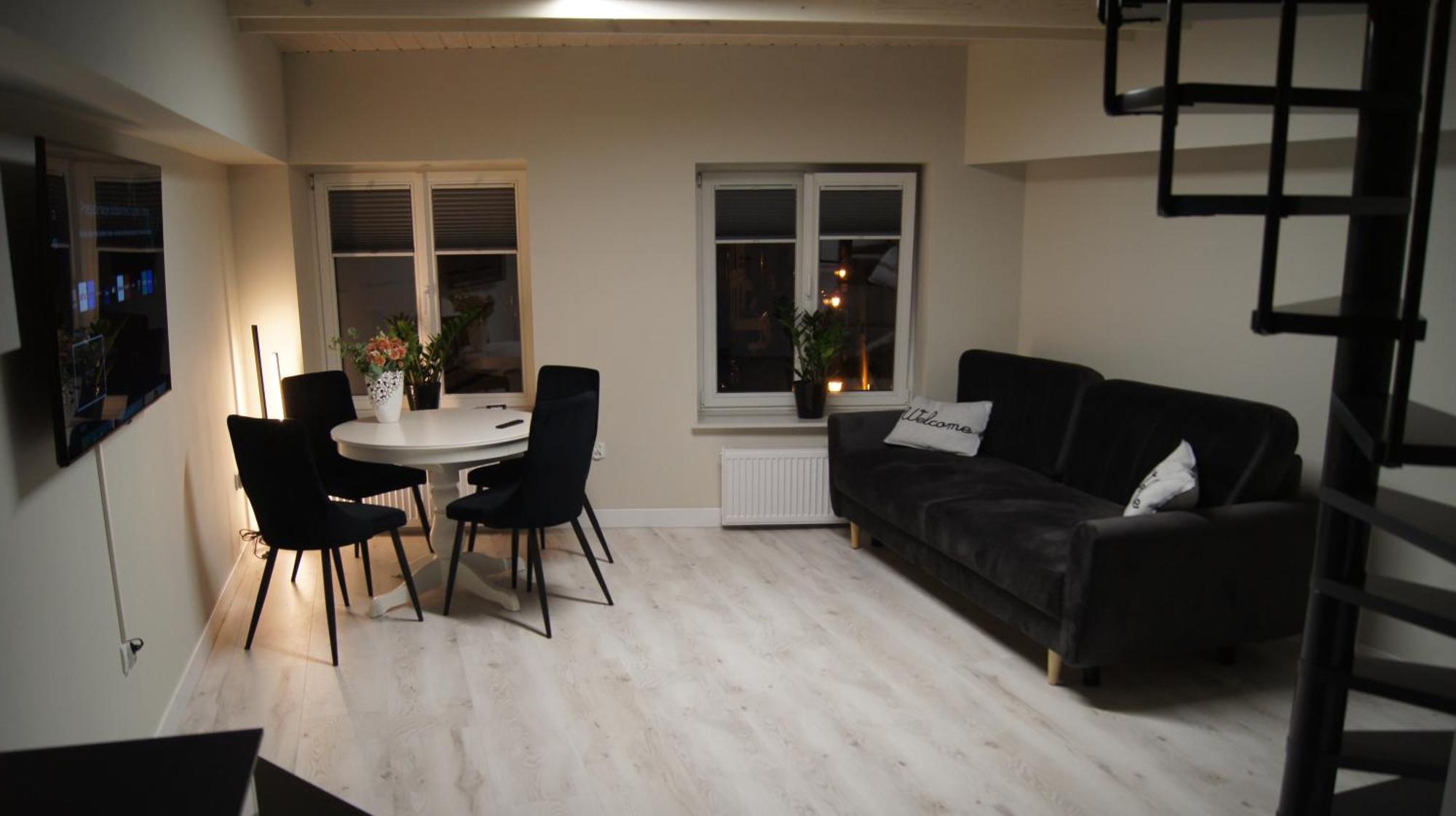 Street 18 Apartment
